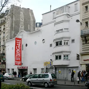 Le Charme De Montmartre - Parking Gratuit - Patio Prive-sacre-coeur -metro Anvers Paris